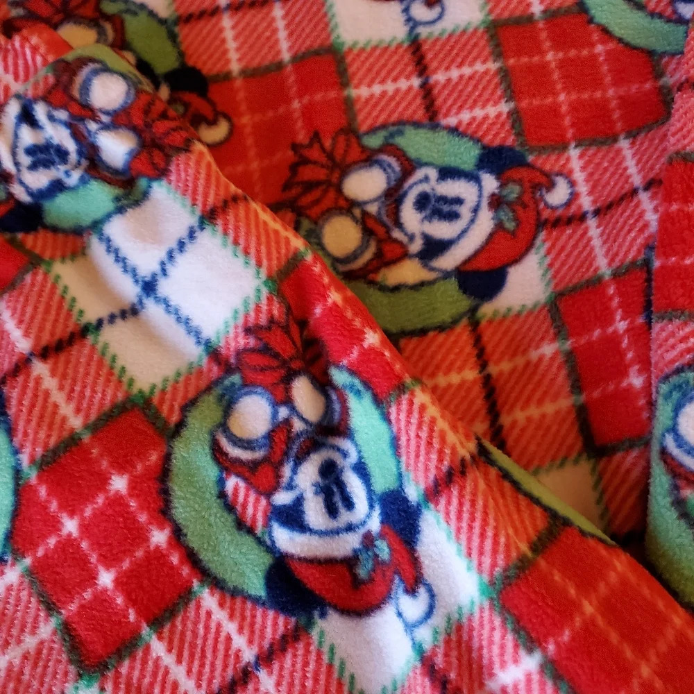 Disney mickey wreath flannel pajama set womens medium red - Picture 5 of 7